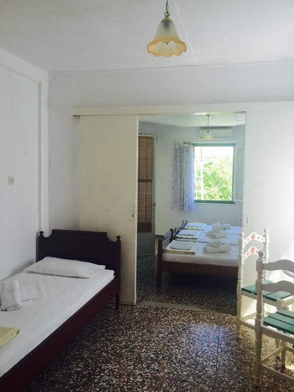 Villa Meroulas Megali Ammos  Extérieur photo